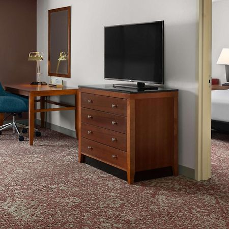 Hilton Garden Inn Milford Zewnętrze zdjęcie